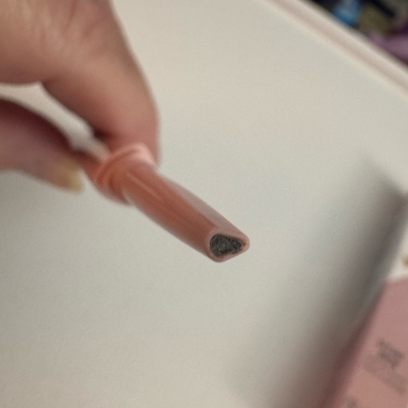 Lys secure brow pencil - Picture 6 of 10